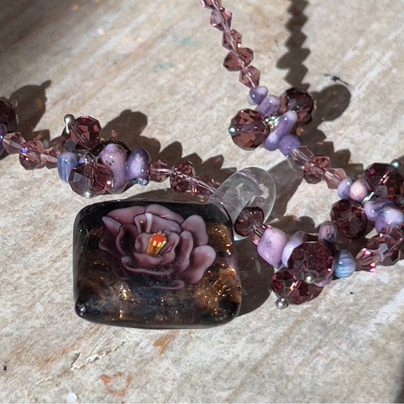 NEXKLACE AND EARRING SET purple and gold handmade glass and resin flowers - Picture 5 of 11